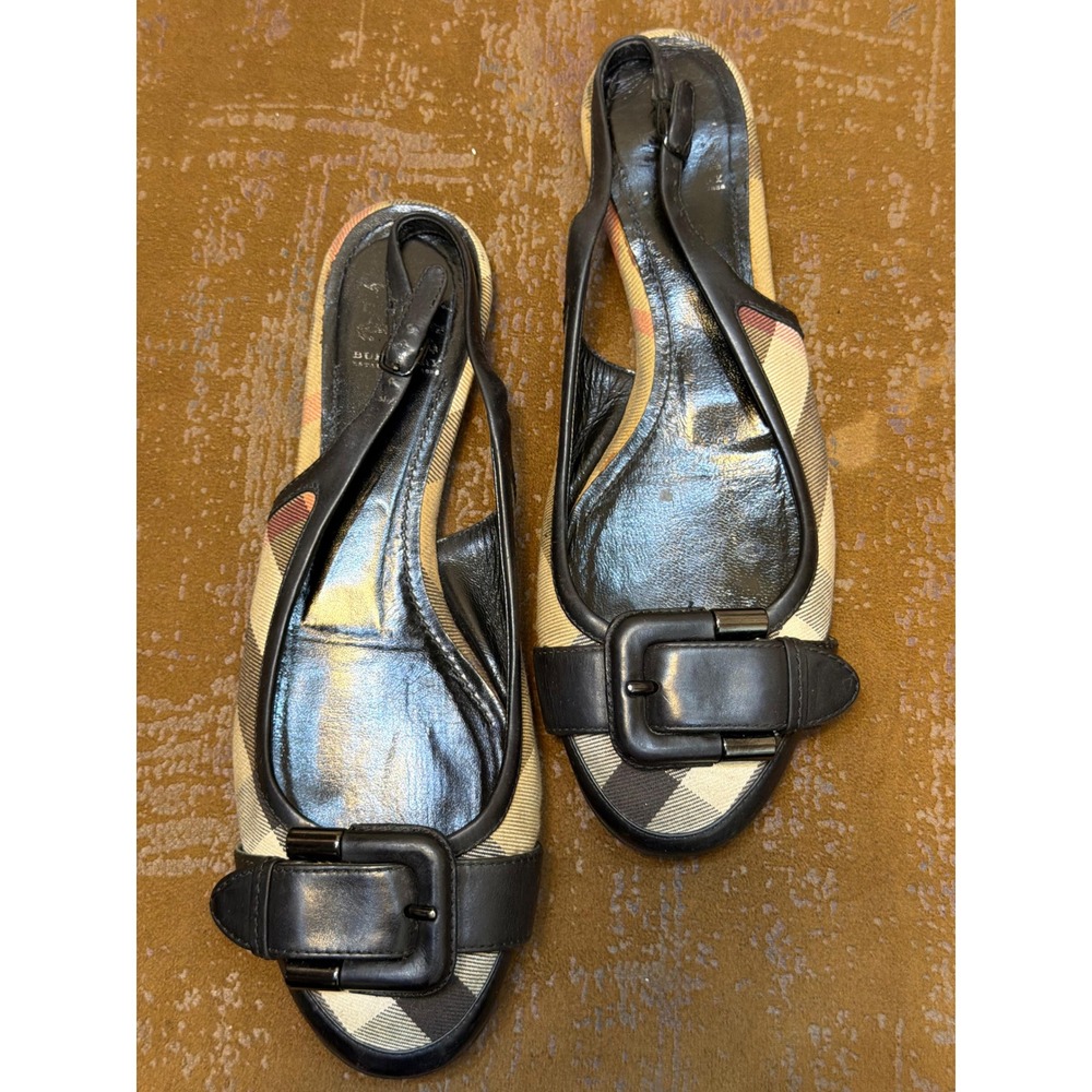 Burberry House Check Leather Buckle Slingback Flats Black ITCALFAL3MON 40.5